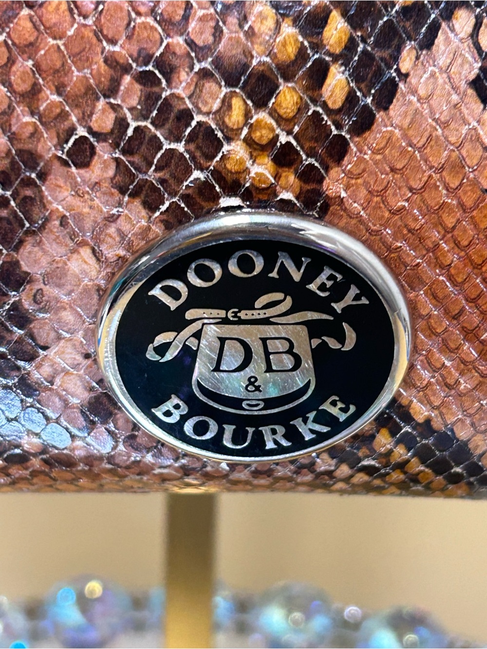 Dooney & Bourke Brown Snakeskin-Print Wristlet Approx. 7 x 4 - Picture 7 of 15